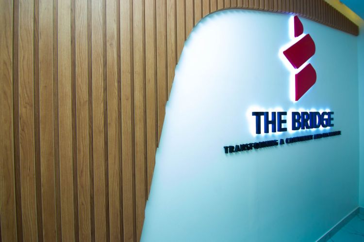 THE BRIDGE SOARISING OFFICE FIT OUT